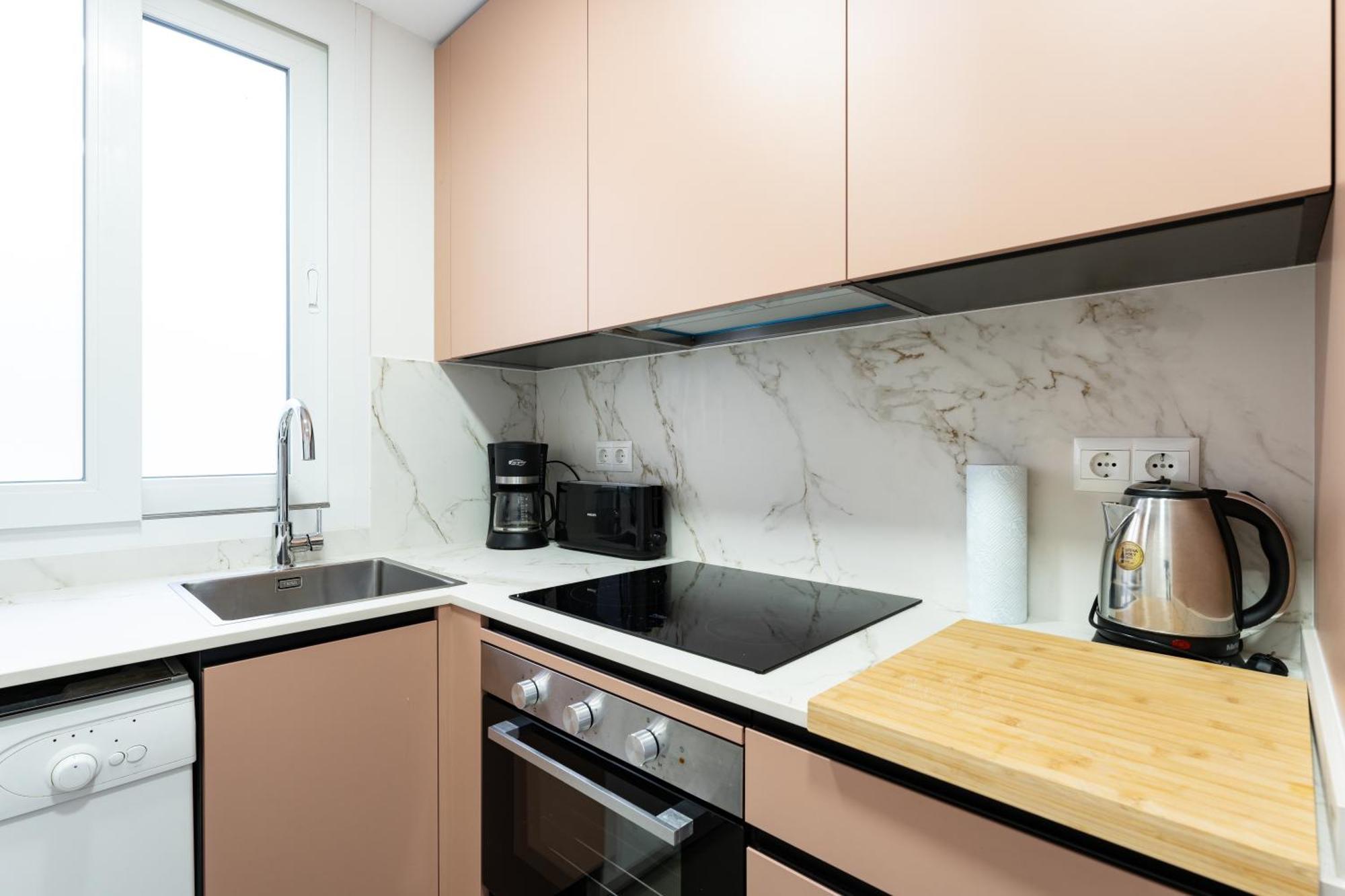 Apartmán Tropico Carihuela View & Parking Torremolinos Exteriér fotografie