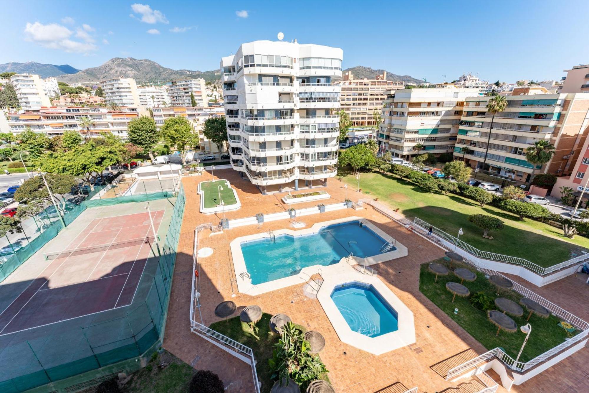 Apartmán Tropico Carihuela View & Parking Torremolinos Exteriér fotografie