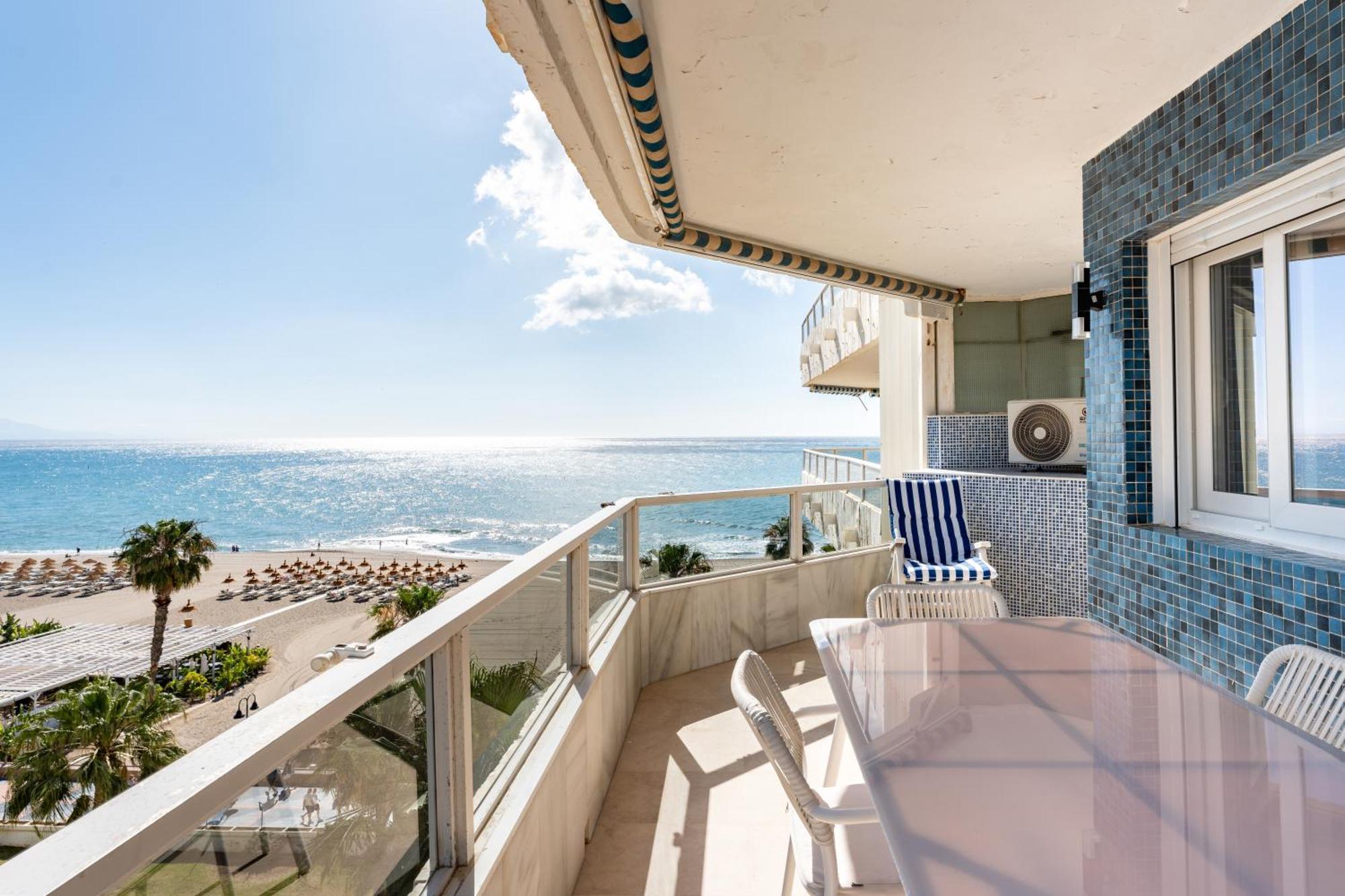 Apartmán Tropico Carihuela View & Parking Torremolinos Exteriér fotografie